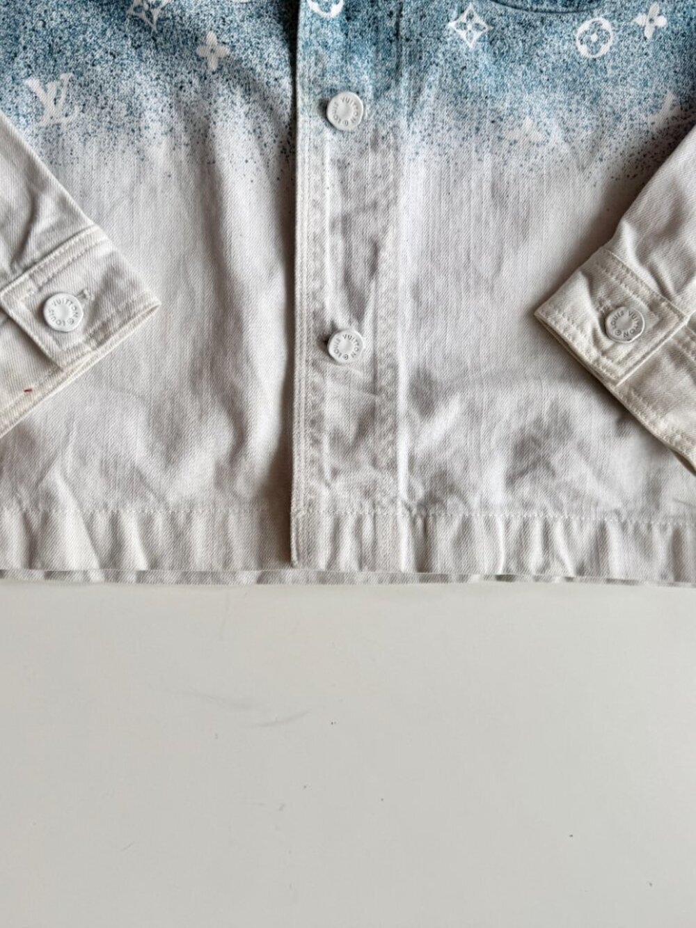 LOUIS VUITTON AW2020 Snowfall Gradient Ombre Logo Denim Overshirt, Size M - Picture 9 of 16